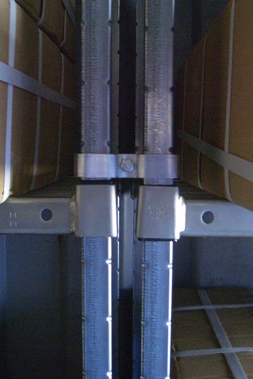 Shelving_Accessories_Post_Clamps_01a Post Clamps